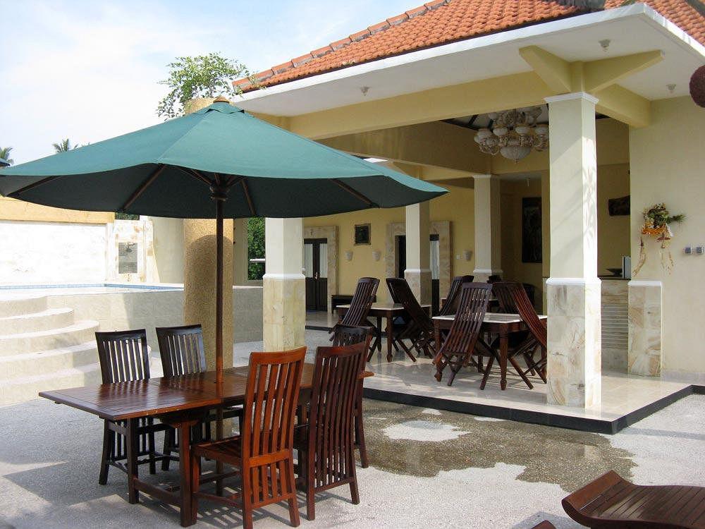 Oyo 2334 Melka Excelsior Hotel Singaraja  Exterior photo